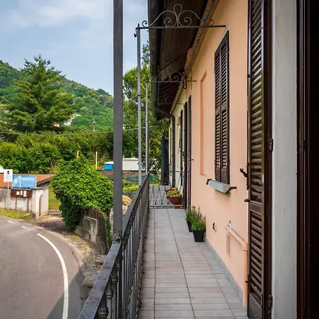 Casa Lina - With View Apartment